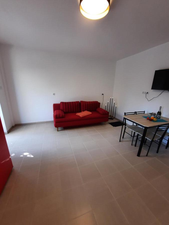 Appartements Lena. Премантура Экстерьер фото