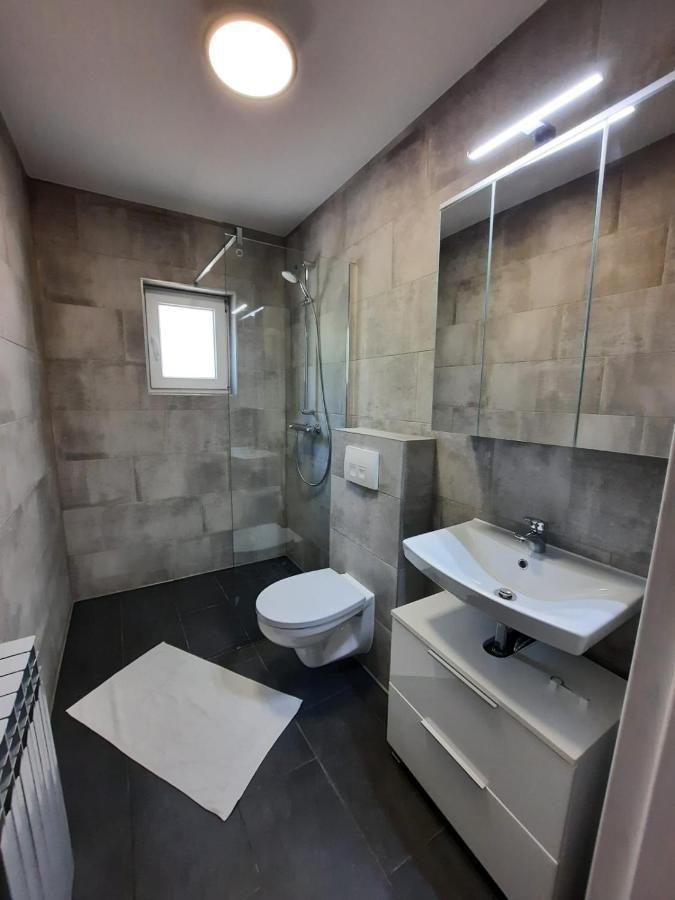 Appartements Lena. Премантура Экстерьер фото
