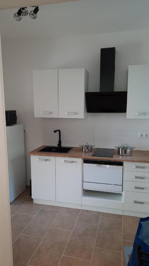 Appartements Lena. Премантура Экстерьер фото