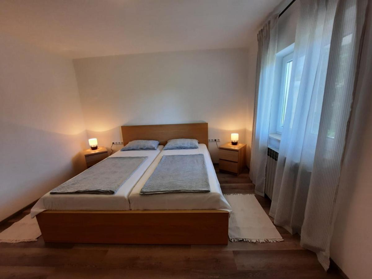 Appartements Lena. Премантура Экстерьер фото