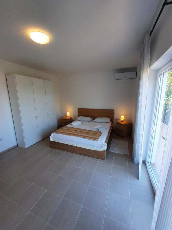 Appartements Lena. Премантура Экстерьер фото